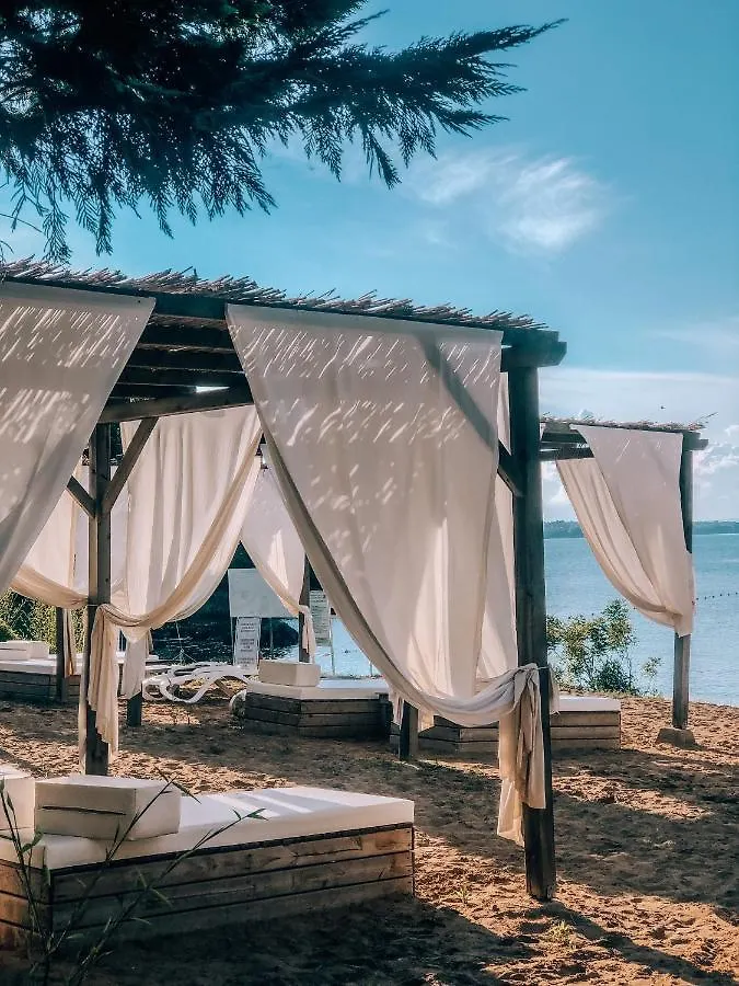 Garden Apartments In Santa Marina Village Szozopol