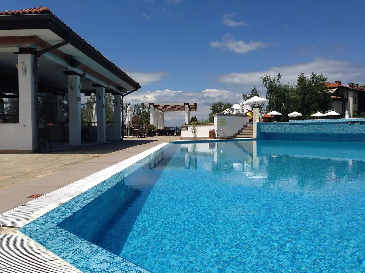 Garden Apartments In Santa Marina Village Szozopol