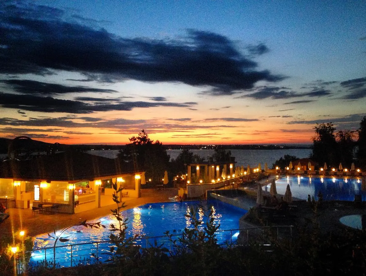 Garden Apartments In Santa Marina Village Szozopol Bulgária