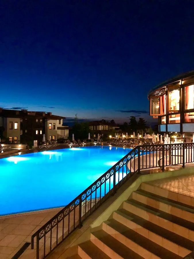 Garden Apartments In Santa Marina Village Szozopol